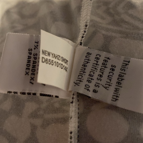 Diane Von Furstenberg Yahzi Wrap Dress - Picture 6 of 6